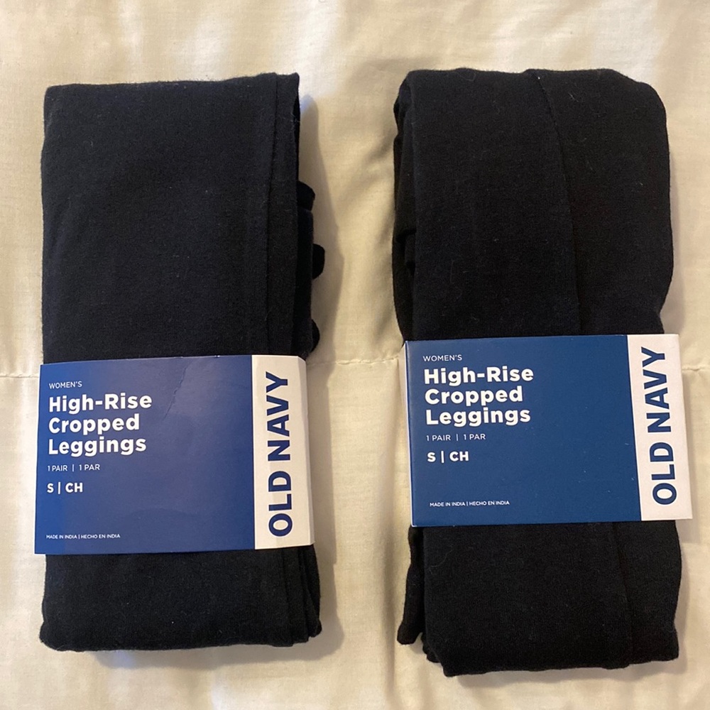 Women high rise cropped leggings